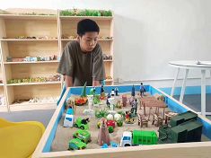 特訓(xùn)學(xué)校的沙盤訓(xùn)練助孩子打開心結(jié)