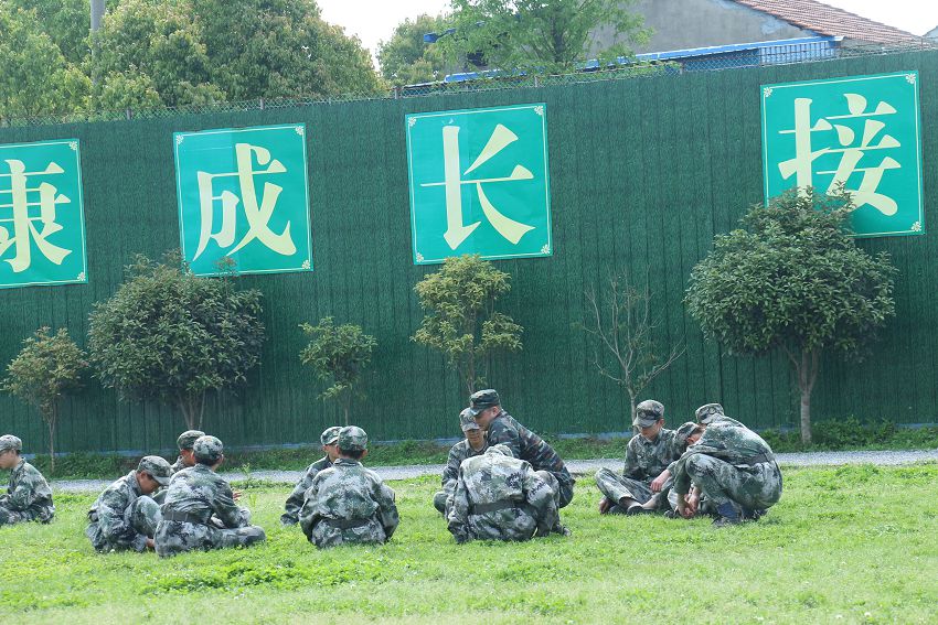 小孩討厭上學(xué)是什么原因，該如何解決呢？