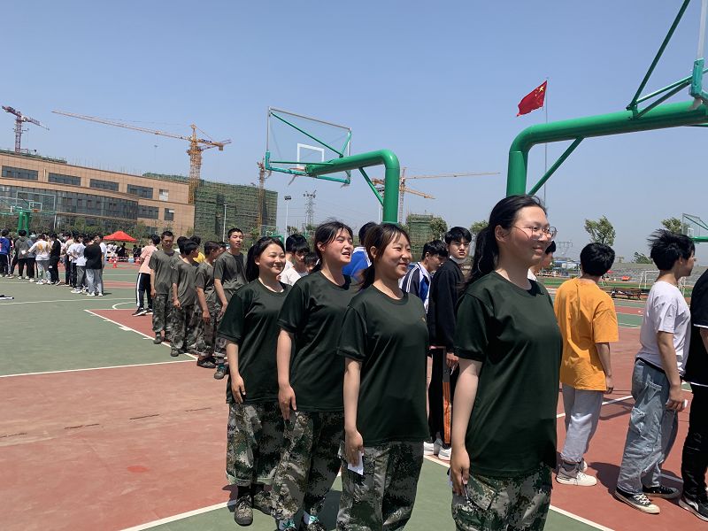 問題少年感恩教育學(xué)校如何？父母應(yīng)該如何尊